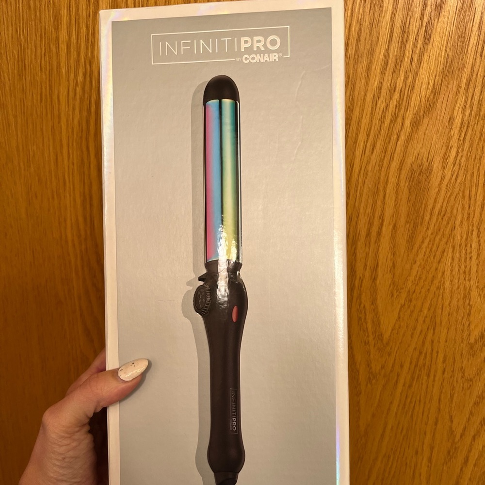 Infiniti Pro by Conair Rainbow titanium curling wand